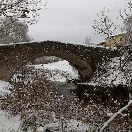 Δωμάτια σε οικογενειακή κατοικία Dans Le Luberon *